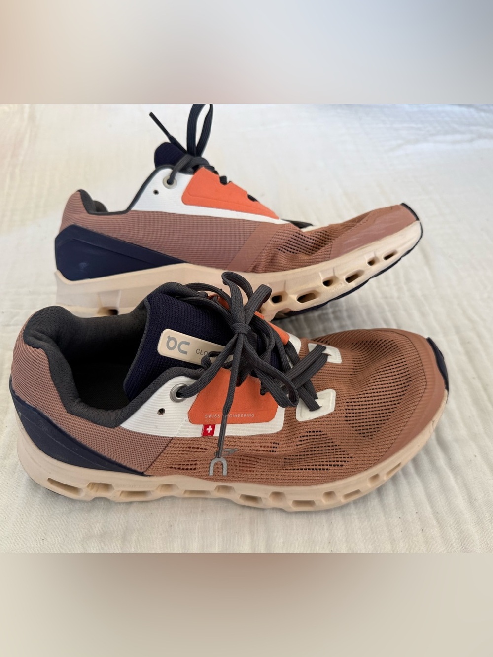 On Running Cloudstratus Size 8